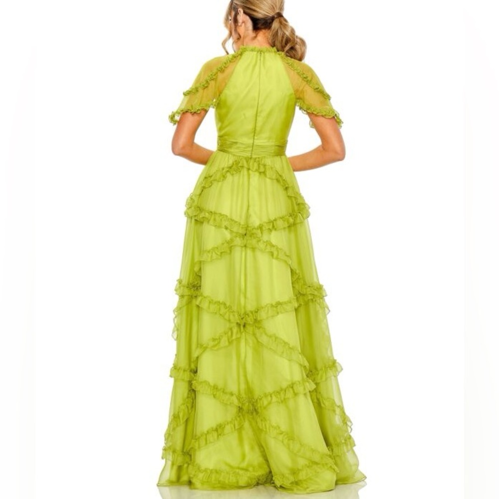 Mac Duggal Chiffon Cascading Ruffle Flutter Sleeve Gown Color Apple Green Size 4 - Picture 4 of 17